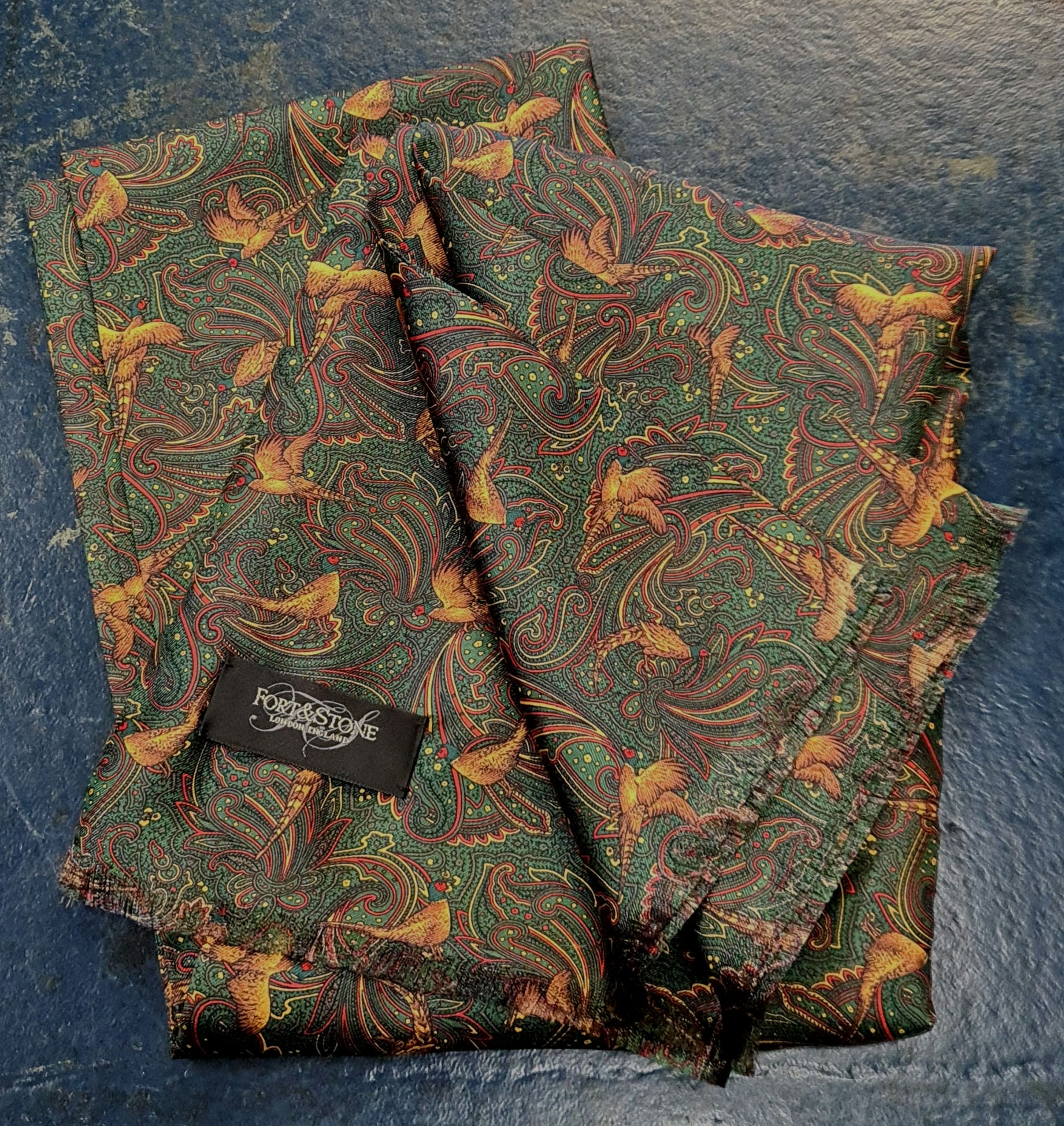 Pure Silk Pheasant Paisley Short Scarf - Green image 0