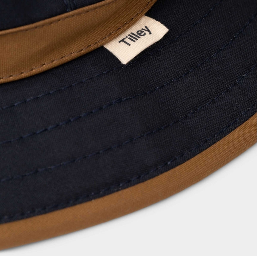 Tilley TWC7 Waxed Cotton Water Repellent - Navy/British Tan image 1