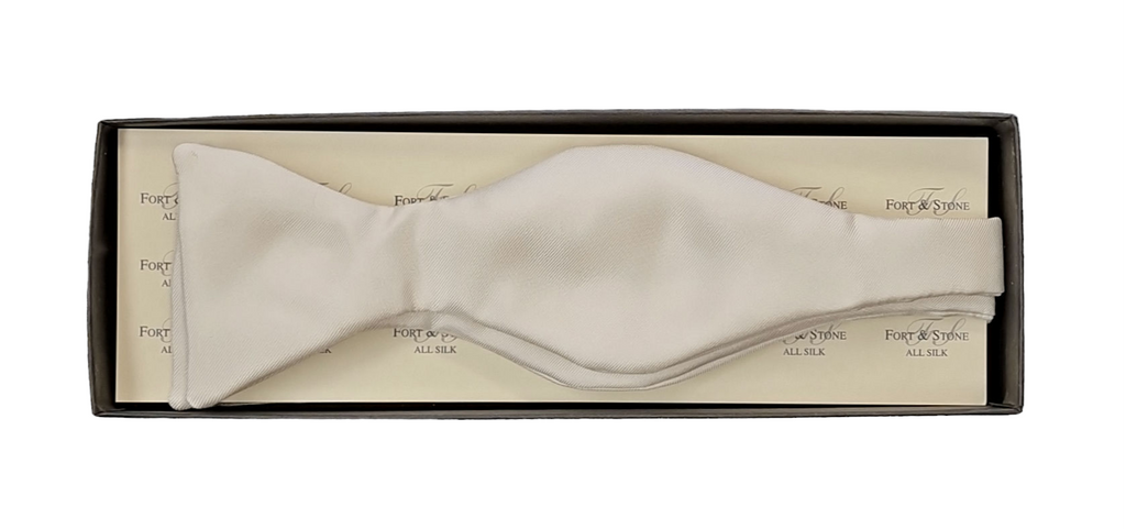Pure Silk Self-Tie Bow Tie – White image 0
