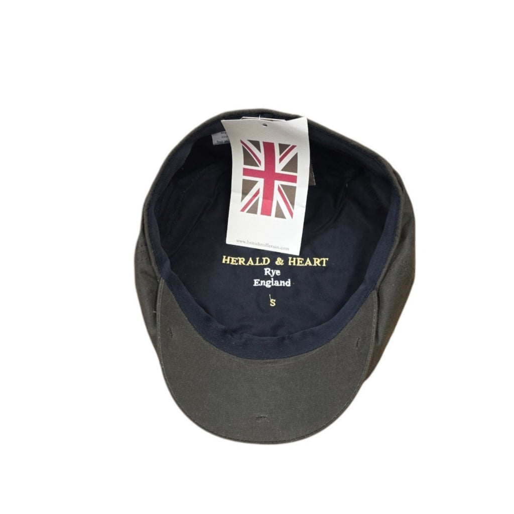 Herald and Heart Rutland Cap – Light Green Waxed Cotton